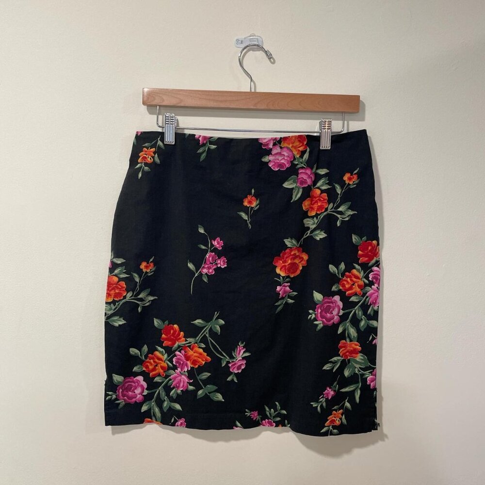 Vintage 90’s/Y2K black mini skirt